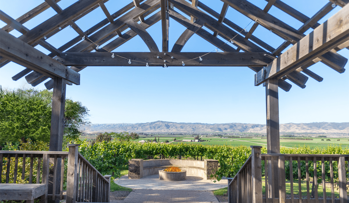 CRŪ Winery